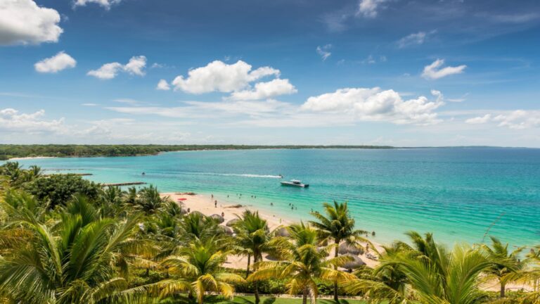 honeymoon shows, Cartagena Colombia Beaches