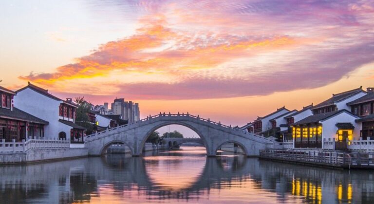 honeymoon shows, Suzhou, Jiangsu china attractions