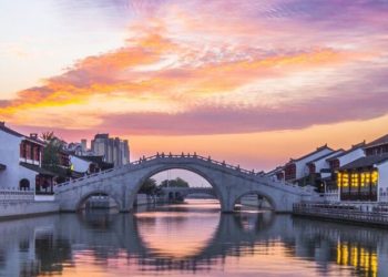 honeymoon shows, Suzhou, Jiangsu china attractions